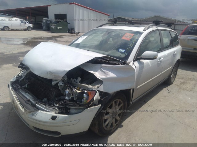 YV1MW682762158996 - 2006 VOLVO V50 T5 WHITE photo 2