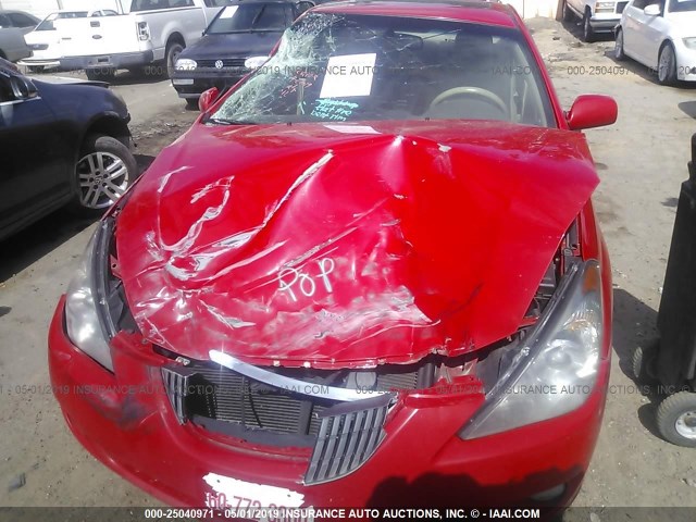 4T1CE30P25U523612 - 2005 TOYOTA CAMRY SOLARA SE/SLE RED photo 10