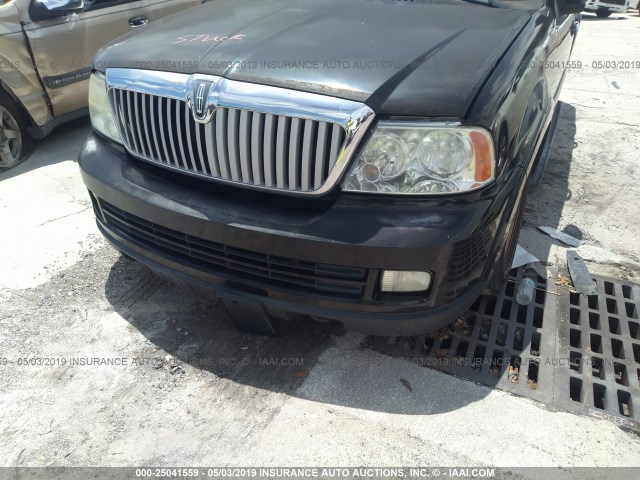 5LMFU28525LJ02893 - 2005 LINCOLN NAVIGATOR 黑色 照片 6