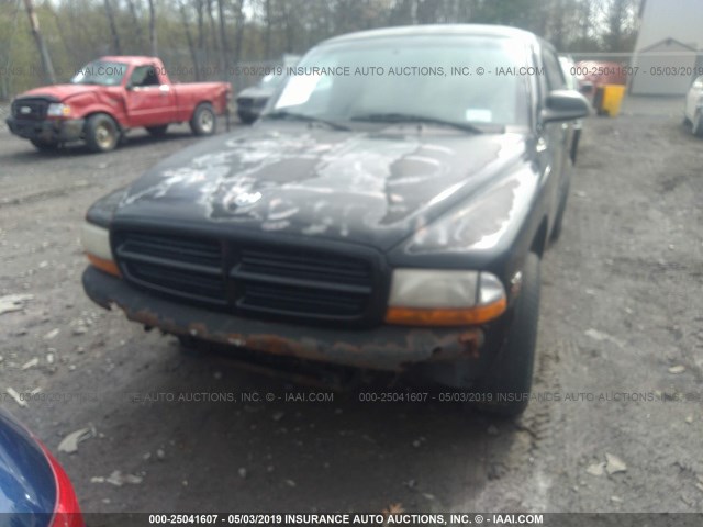 1B7FL26XXYS605919 - 2000 DODGE DAKOTA BLACK photo 6