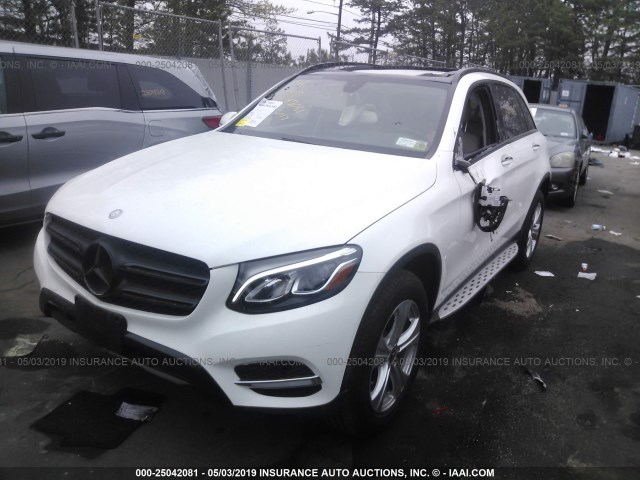 WDC0G4KB4HF218009 - 2017 MERCEDES-BENZ GLC 300 4MATIC WHITE photo 2