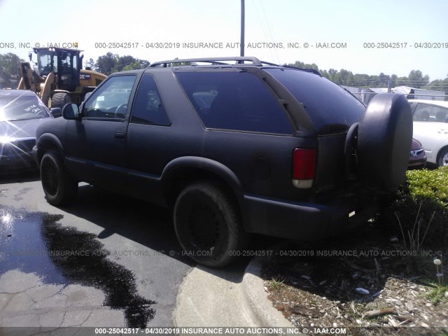 1GKCT18W7WK507711 - 1998 GMC JIMMY BLACK photo 3