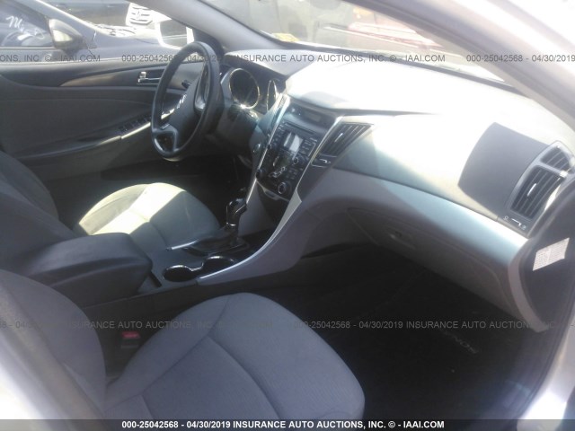 KMHEC4A4XBA004765 - 2011 HYUNDAI SONATA HYBRID SILVER photo 5