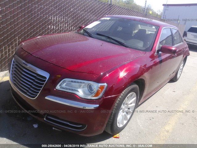 2C3CCAAG3DH697434 - 2013 CHRYSLER 300 MAROON photo 2