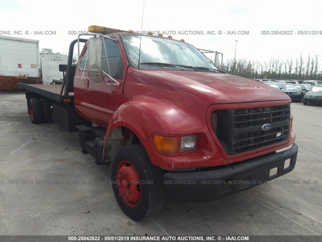 3FDNX65541MA29326 - 2001 FORD F650 RED photo 1
