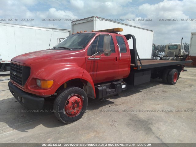 3FDNX65541MA29326 - 2001 FORD F650 RED photo 2