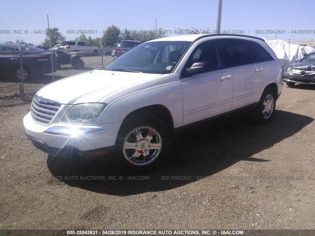 2C8GM68484R641629 - 2004 CHRYSLER PACIFICA WHITE photo 2