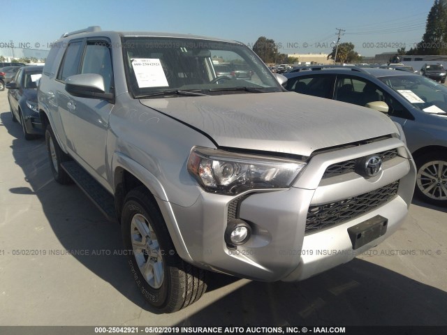 JTEBU5JR9J5535674 - 2018 TOYOTA 4RUNNER SR5 PREM/LTDL/TRAIL/TRD SILVER photo 1