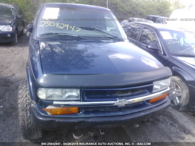 1GCCT19W3X8114247 - 1999 CHEVROLET S TRUCK S10 BLUE photo 6