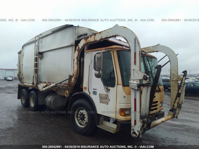 1FVHCFDC95RV49642 - 2005 FREIGHTLINER COE CONDOR WHITE photo 1