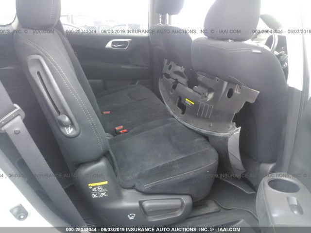 5N1AR2MN3GC660016 - 2016 NISSAN PATHFINDER S/SV/SL/PLATINUM SILVER photo 8