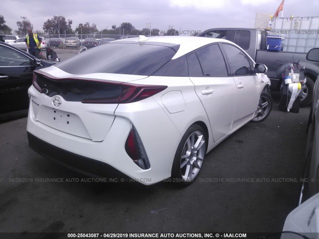 JTDKARFP5H3066701 - 2017 TOYOTA PRIUS PRIME  白色 照片 4