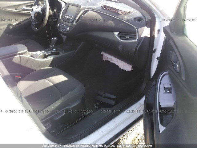 1G1ZB5ST3HF272291 - 2017 CHEVROLET MALIBU LS WHITE photo 5