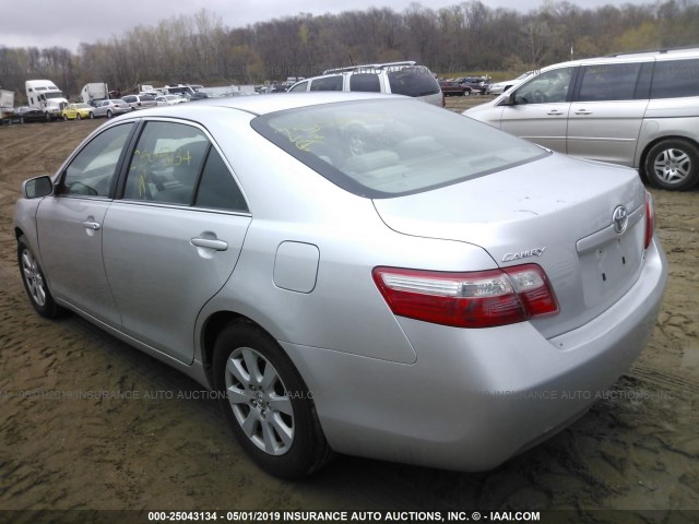 4T1BE46K69U400656 - 2009 TOYOTA CAMRY SE/LE/XLE SILVER photo 3