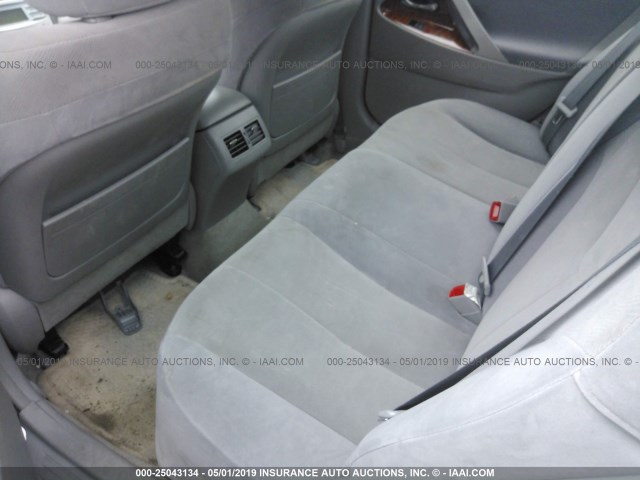 4T1BE46K69U400656 - 2009 TOYOTA CAMRY SE/LE/XLE SILVER photo 8