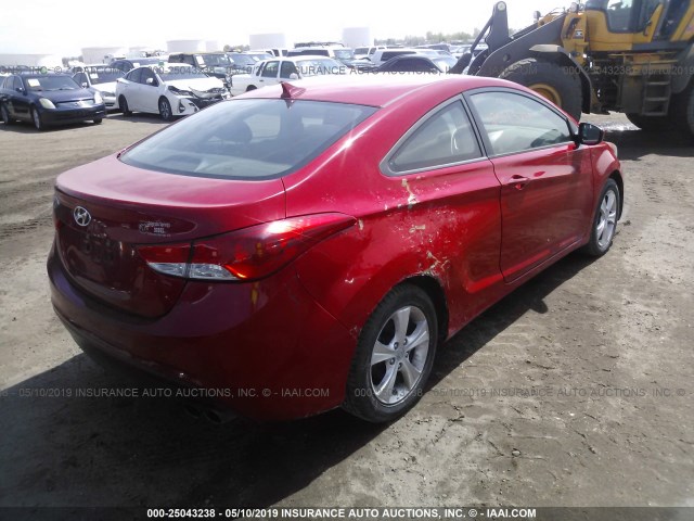 KMHDH6AE3DU000785 - 2013 HYUNDAI ELANTRA COUPE GS/SE RED photo 4