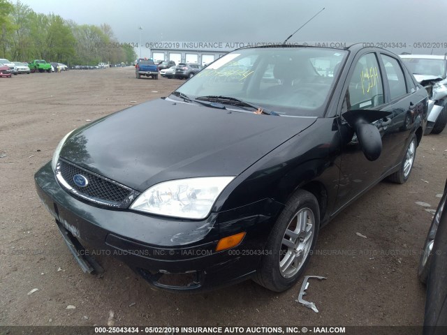 1FAFP34N76W244088 - 2006 FORD FOCUS ZX4 BLACK photo 2