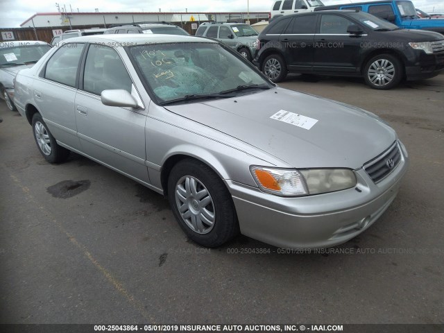 4T1BG22K91U056054 - 2001 TOYOTA CAMRY CE/LE/XLE SILVER photo 1