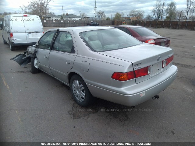 4T1BG22K91U056054 - 2001 TOYOTA CAMRY CE/LE/XLE SILVER photo 3