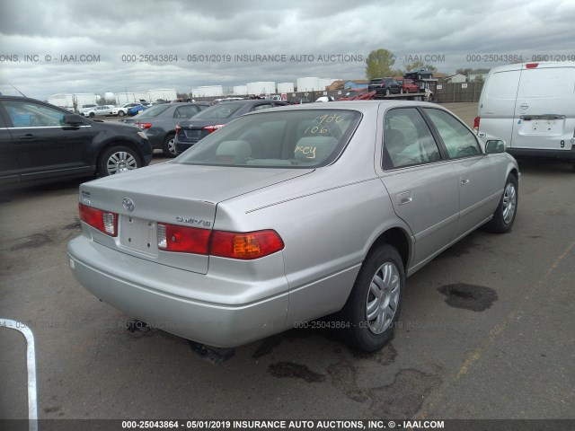 4T1BG22K91U056054 - 2001 TOYOTA CAMRY CE/LE/XLE SILVER photo 4