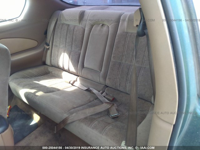 2G1WW12EXY9332755 - 2000 CHEVROLET MONTE CARLO LS მწვანე ფოტო 8