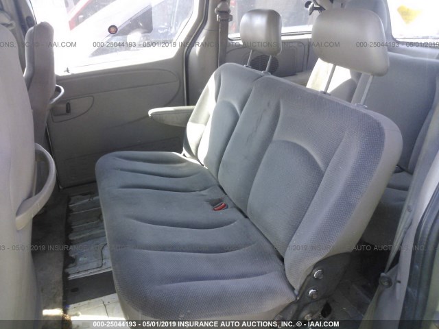 1C4GJ15B42B635094 - 2002 CHRYSLER VOYAGER EC GRAY photo 8