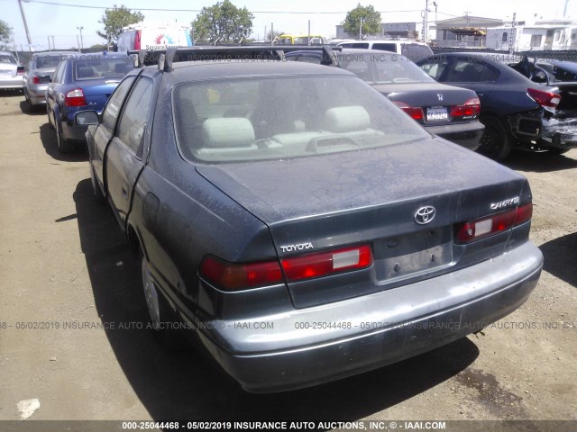 JT2BG22K9V0016826 - 1997 TOYOTA CAMRY LE/XLE Yaşıl foto 3