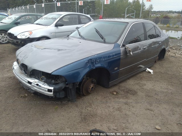 WBADT43462GZ99858 - 2002 BMW 525 I AUTOMATIC SILVER photo 2