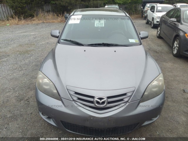 JM1BK143661416022 - 2006 MAZDA 3 HATCHBACK GRAY photo 6