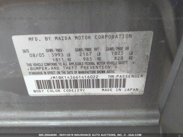 JM1BK143661416022 - 2006 MAZDA 3 HATCHBACK GRAY photo 9