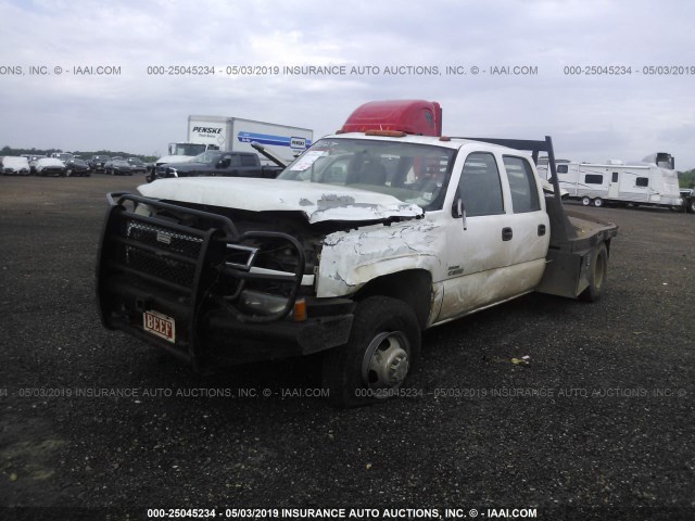 1GBJK33D47F176348 - 2007 CHEVROLET SILVERADO K3500 WHITE photo 2