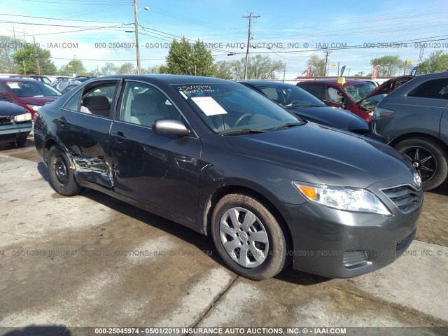 4T1BF3EK6BU746172 - 2011 TOYOTA CAMRY SE/LE/XLE GRAY photo 1