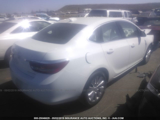 1G4PP5SK1G4161588 - 2016 BUICK VERANO WHITE photo 4