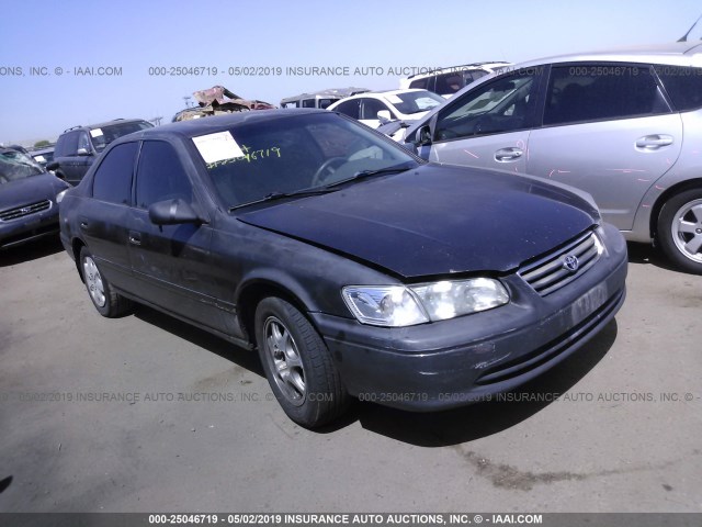 JT2BG22K0Y0454641 - 2000 TOYOTA CAMRY CE/LE/XLE GRAY photo 1