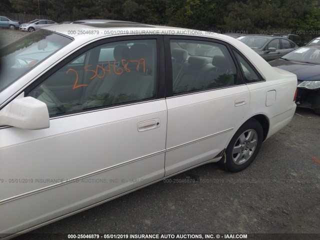 4T1BF28BXYU057072 - 2000 TOYOTA AVALON XL/XLS WHITE photo 6