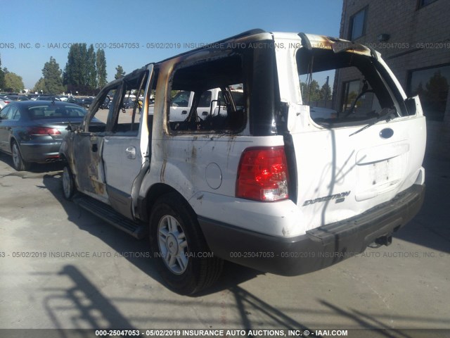 1FMPU16546LA01649 - 2006 FORD EXPEDITION XLT WHITE photo 3