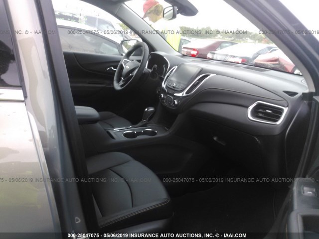 3GNAXPEX8KS580406 - 2019 CHEVROLET EQUINOX PREMIER GRAY photo 5