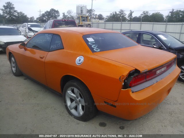 2C3CDYAG3CH141600 - 2012 DODGE CHALLENGER SXT ORANGE photo 3