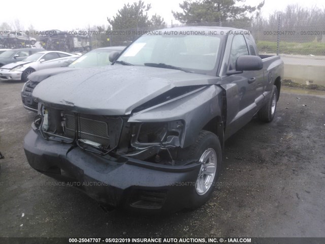 1D7HW32K78S562582 - 2008 DODGE DAKOTA SXT GRAY photo 2