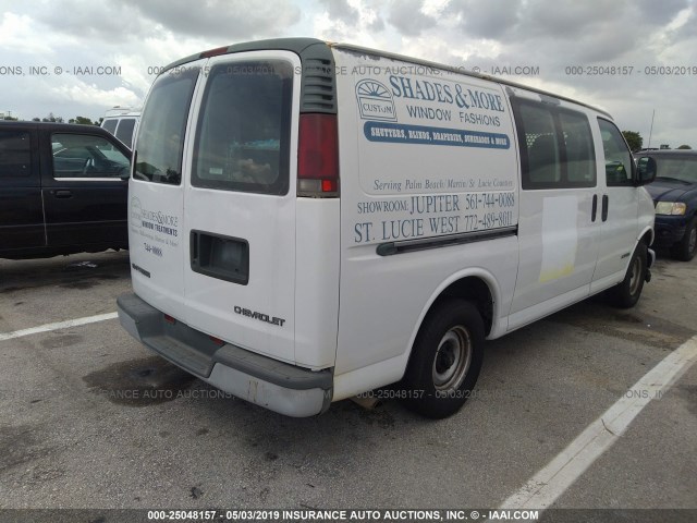 1GCEG15W7Y1123160 - 2000 CHEVROLET EXPRESS G1500  WHITE photo 4