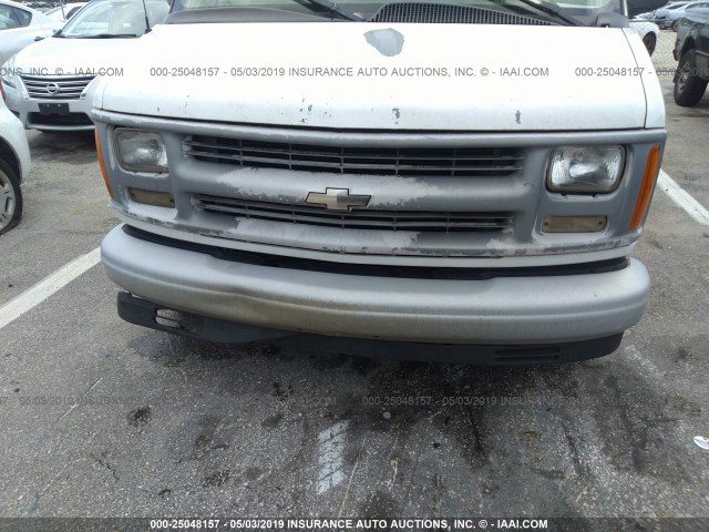 1GCEG15W7Y1123160 - 2000 CHEVROLET EXPRESS G1500  WHITE photo 6