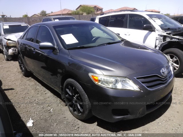 JTNBF3EK0A3004726 - 2010 TOYOTA CAMRY SE/LE/XLE 灰色 照片 1