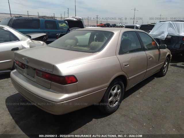 JT2BG22K5X0370247 - 1999 TOYOTA CAMRY LE/XLE TAN photo 4