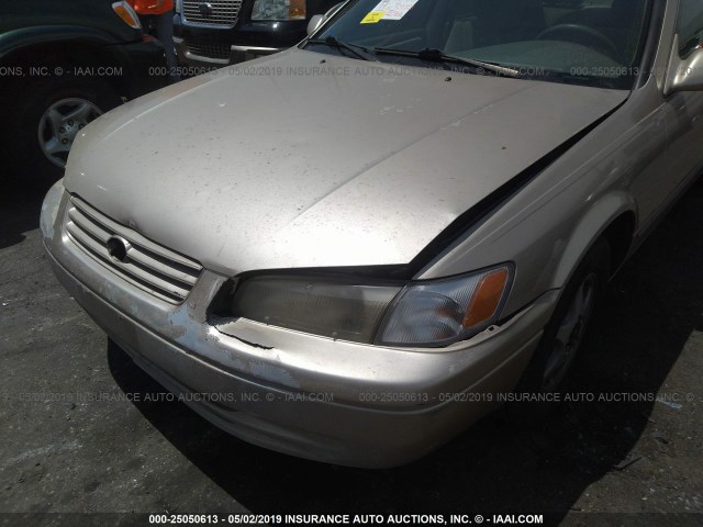 JT2BG22K5X0370247 - 1999 TOYOTA CAMRY LE/XLE Qəhvəyi foto 6