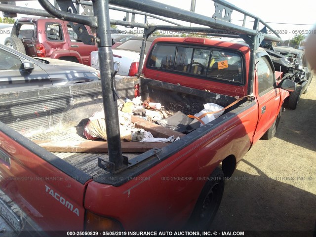 4TANL42N8YZ654440 - 2000 TOYOTA TACOMA RED photo 4