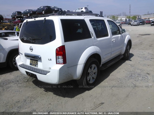 5N1AR18W57C619724 - 2007 NISSAN PATHFINDER LE/SE/XE WHITE photo 4