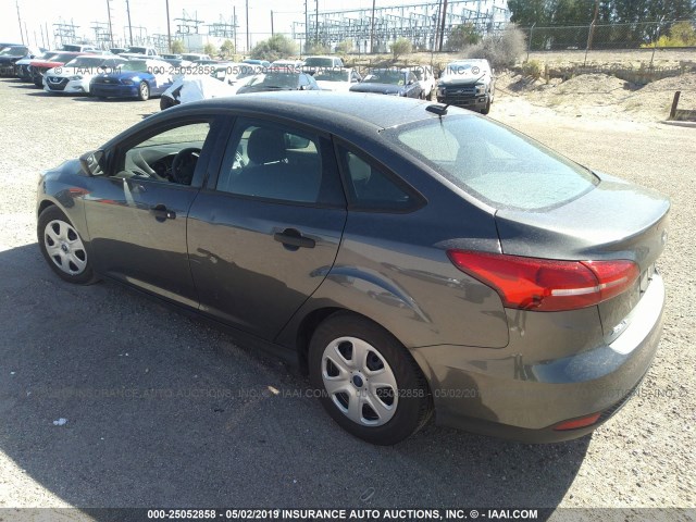 1FADP3E28GL398937 - 2016 FORD FOCUS S GRAY photo 3