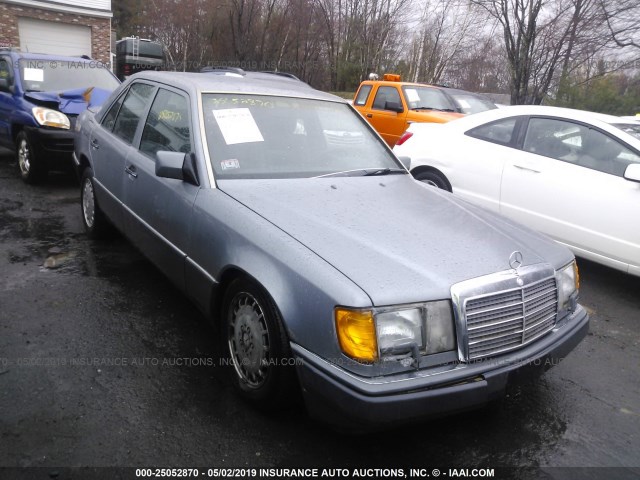 WDBEA30D0LB273258 - 1990 MERCEDES-BENZ 300 E GRAY photo 1