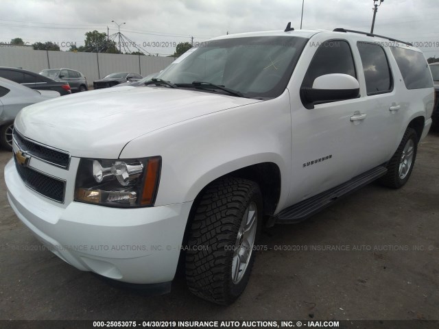 3GNFC16J47G197145 - 2007 CHEVROLET SUBURBAN WHITE photo 2