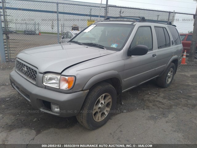 JN8DR09Y61W605515 - 2001 NISSAN PATHFINDER LE/SE/XE SILVER photo 2